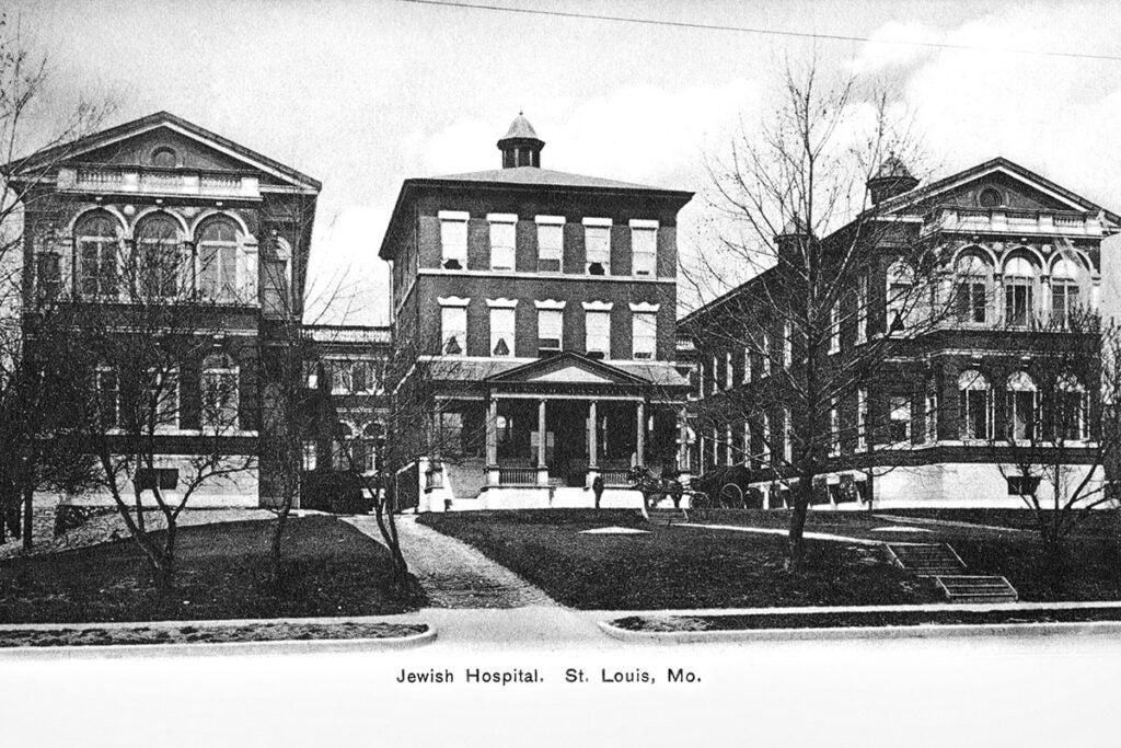 Black and white postcard, Jewish Hospital, circa 1913.