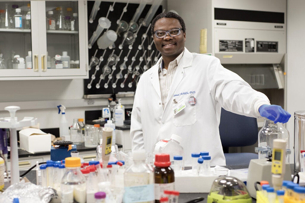 2021: Samuel I. Achilefu, PhD, receives major NIH grant